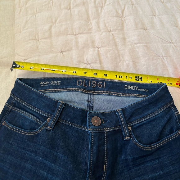 DL1962    4Way Stretch/ 360• Comfort Jean Size 28 - Picture 7 of 13